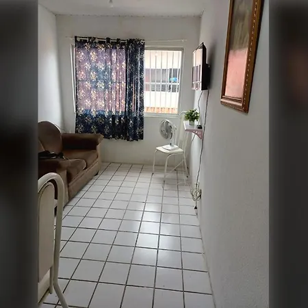 Apartamento Maracanau: Apto 2q Wi-fi 30 Min Park